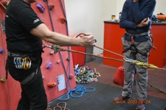 2.3-slide-down